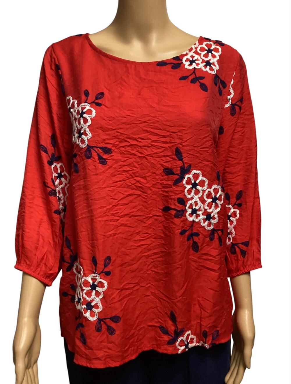 Kindred red blouse white and black floral embroidery 3/4 sleeves PM